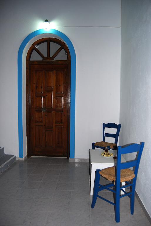 Apollo Rooms Perissa  Ruang foto